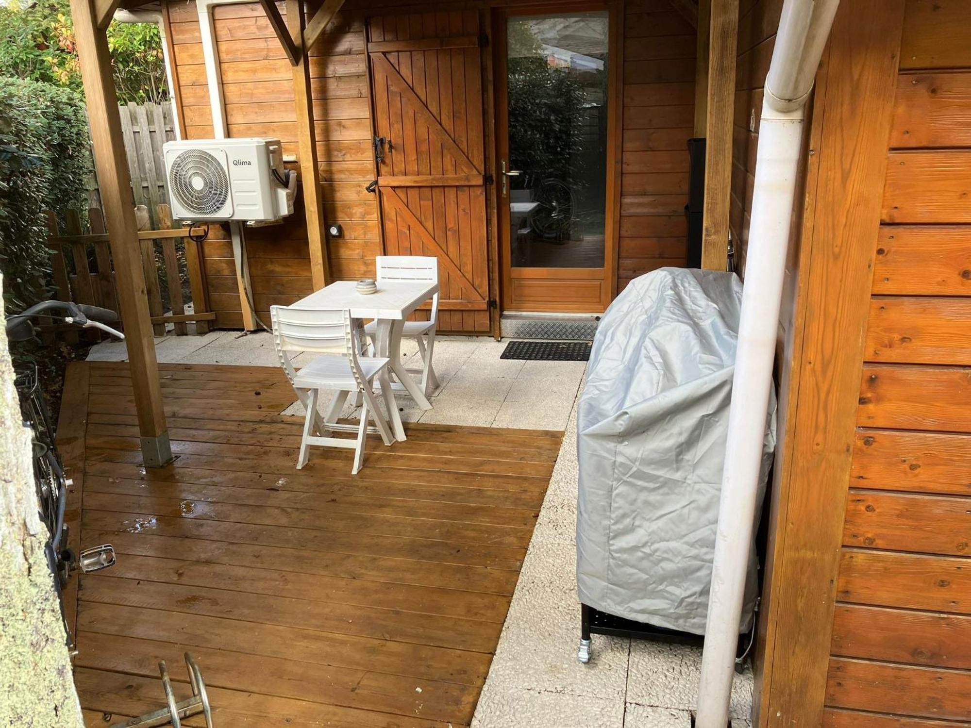 Charmante Independante, Terrasse Et Entree Privative